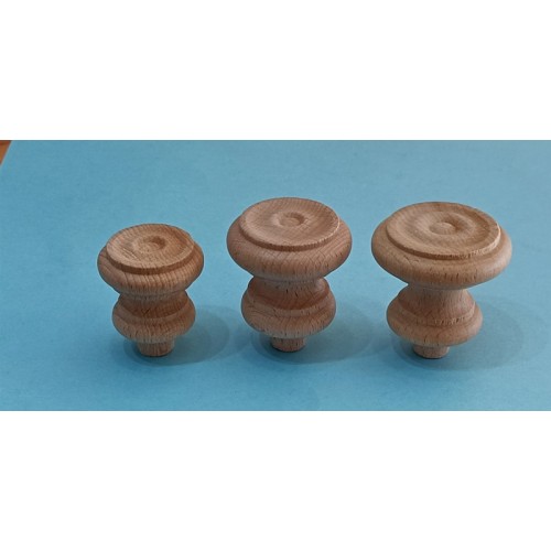 Tiradores de madera con espiga