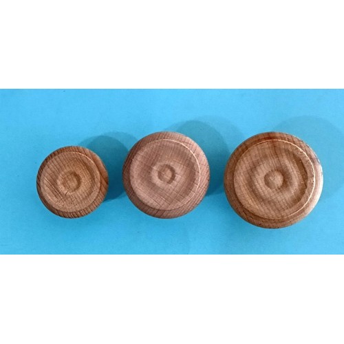 Tiradores de madera con espiga