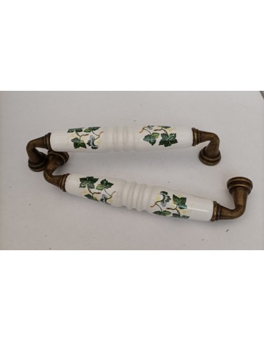 Tirador porcelana decorada y metal bronce