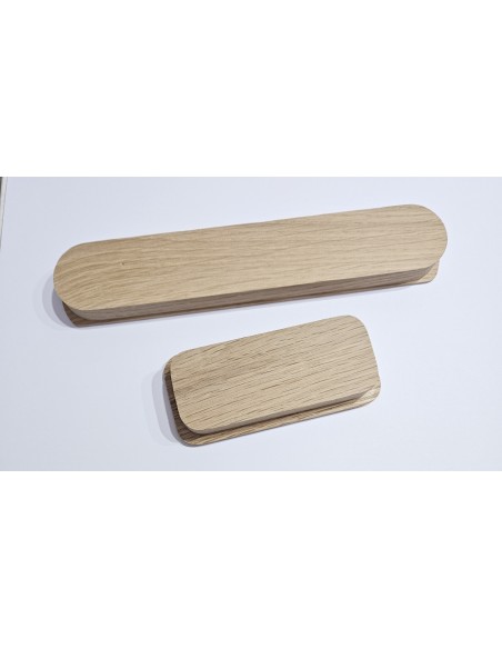 Tirador uñero de madera